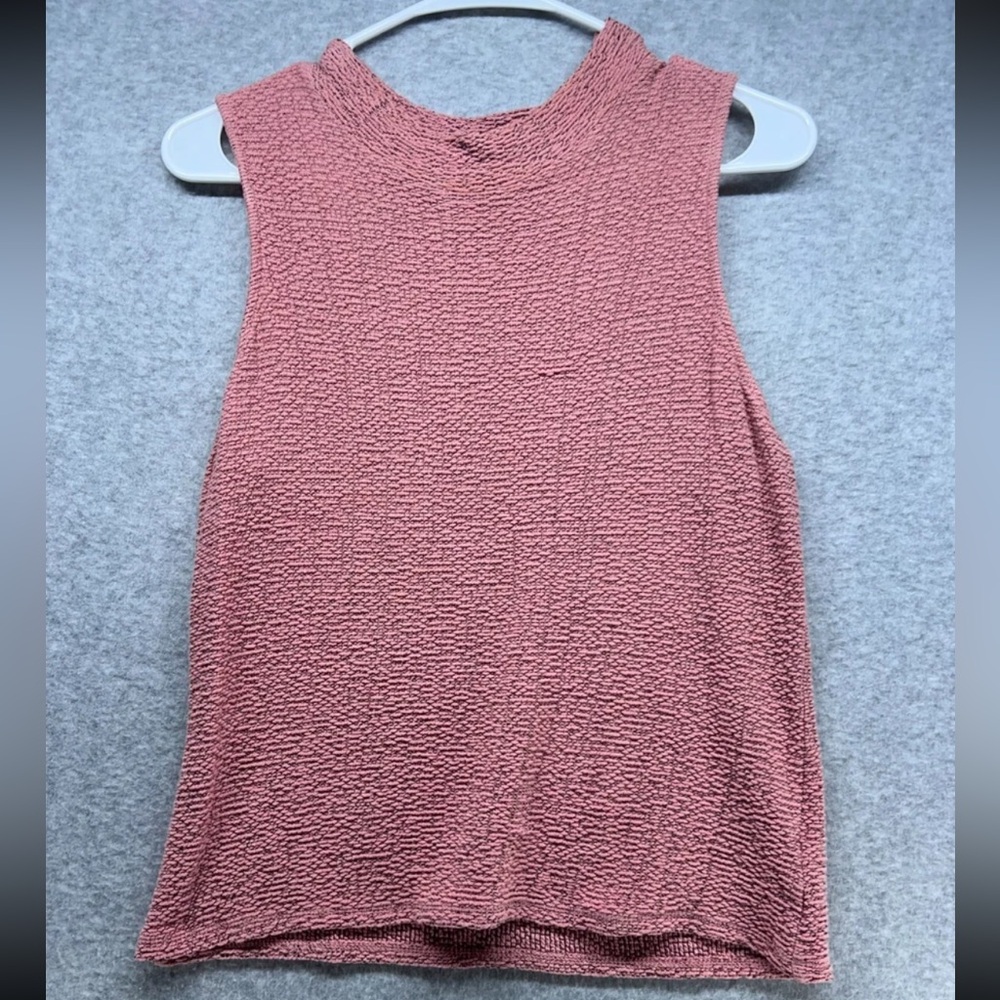 Belle Du Jour Textured Tank Top - Pink